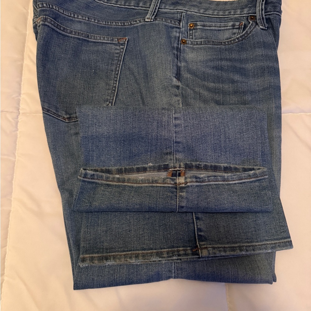 GAP Women's Long & Lean Blue Denim Jeans 33 short
